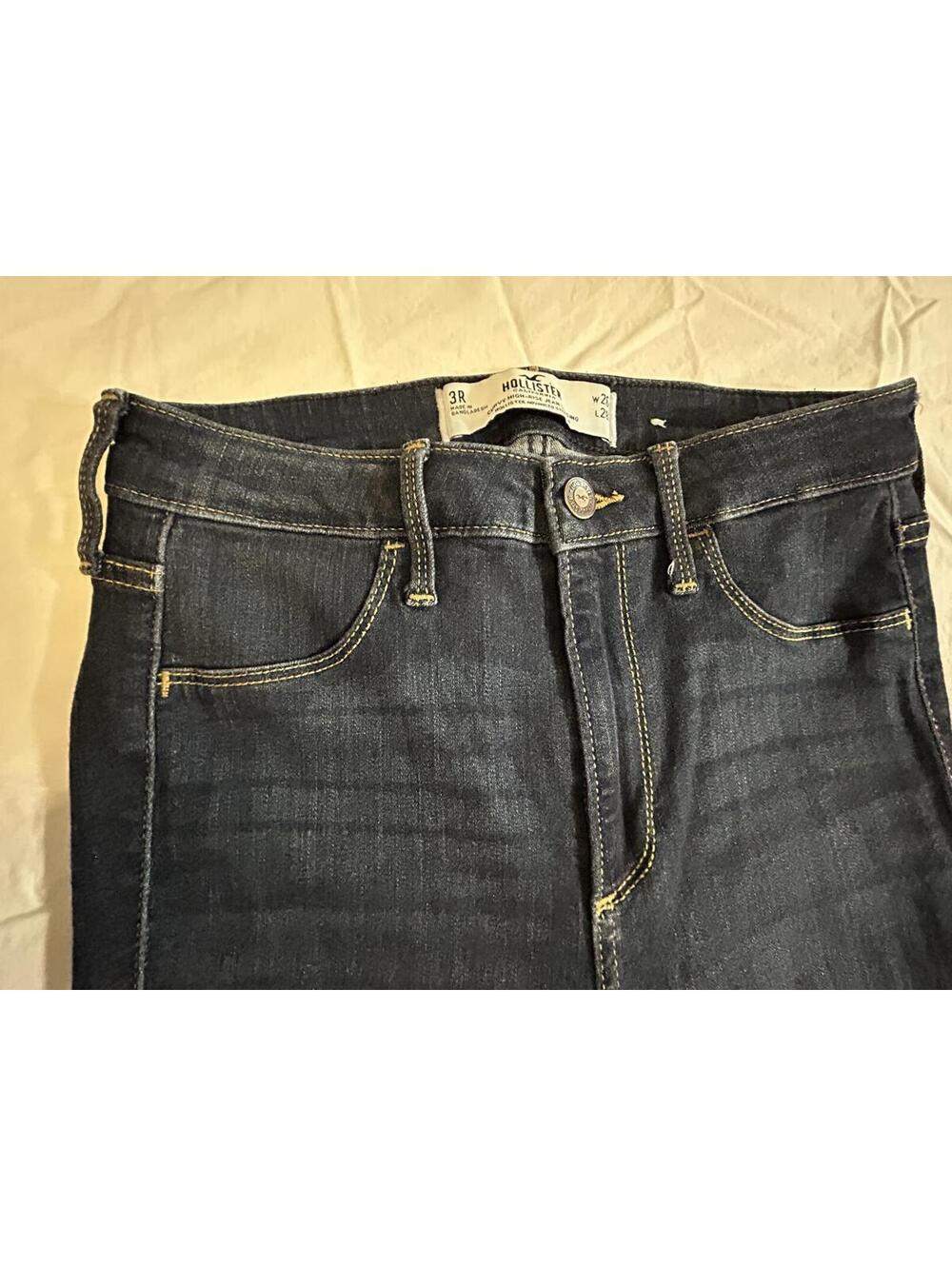 Hollister High rise jean leggings size 3R (26x28)
